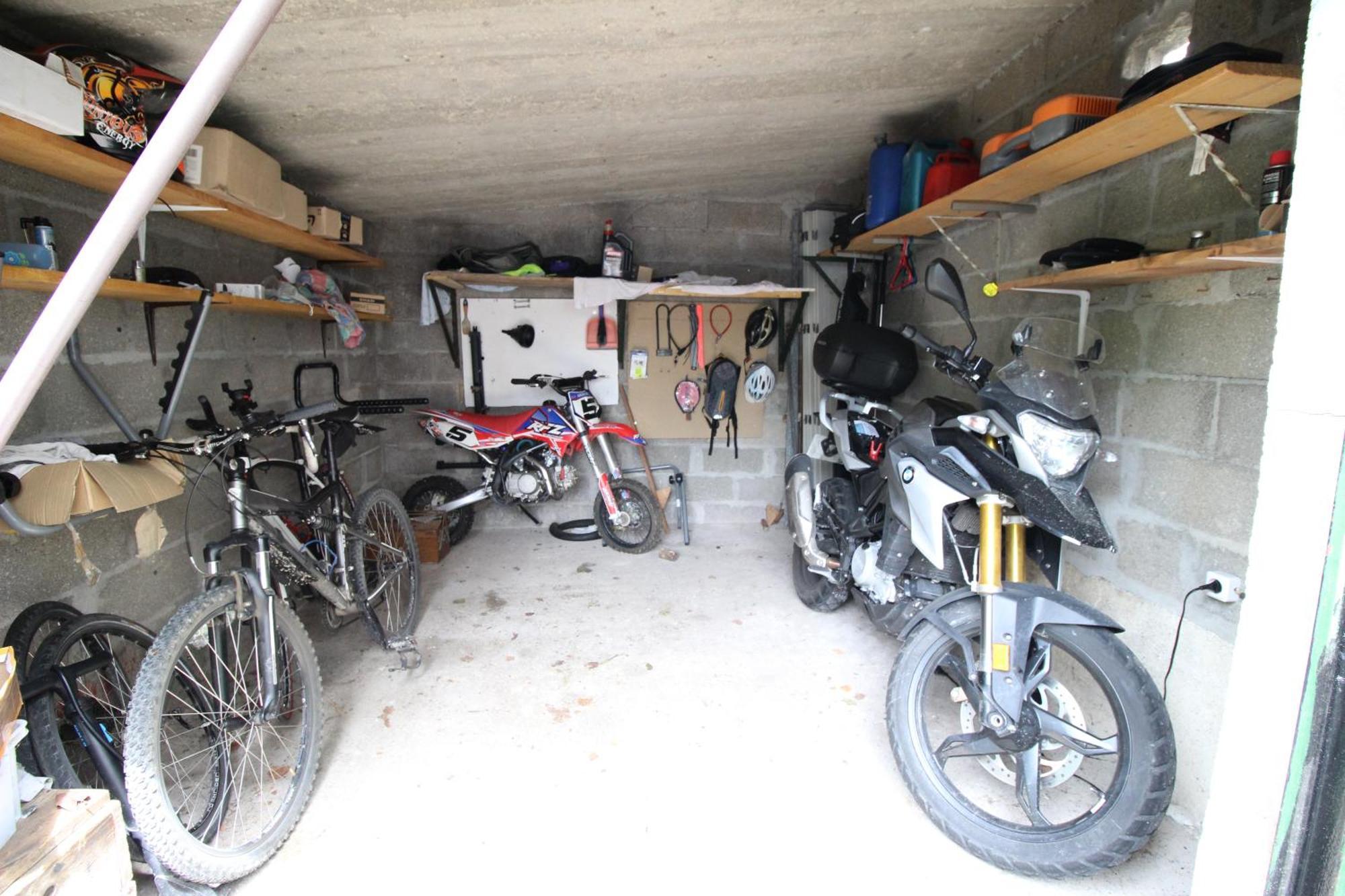 3 Chambres - Tres Grand Jardin Privee - Terrasse Privee - Garage Velo Et Moto - Parking Voiture Privee Dans La Propriete - Gere Par Presta-Zen'Services Thierville-sur-Meuse Экстерьер фото